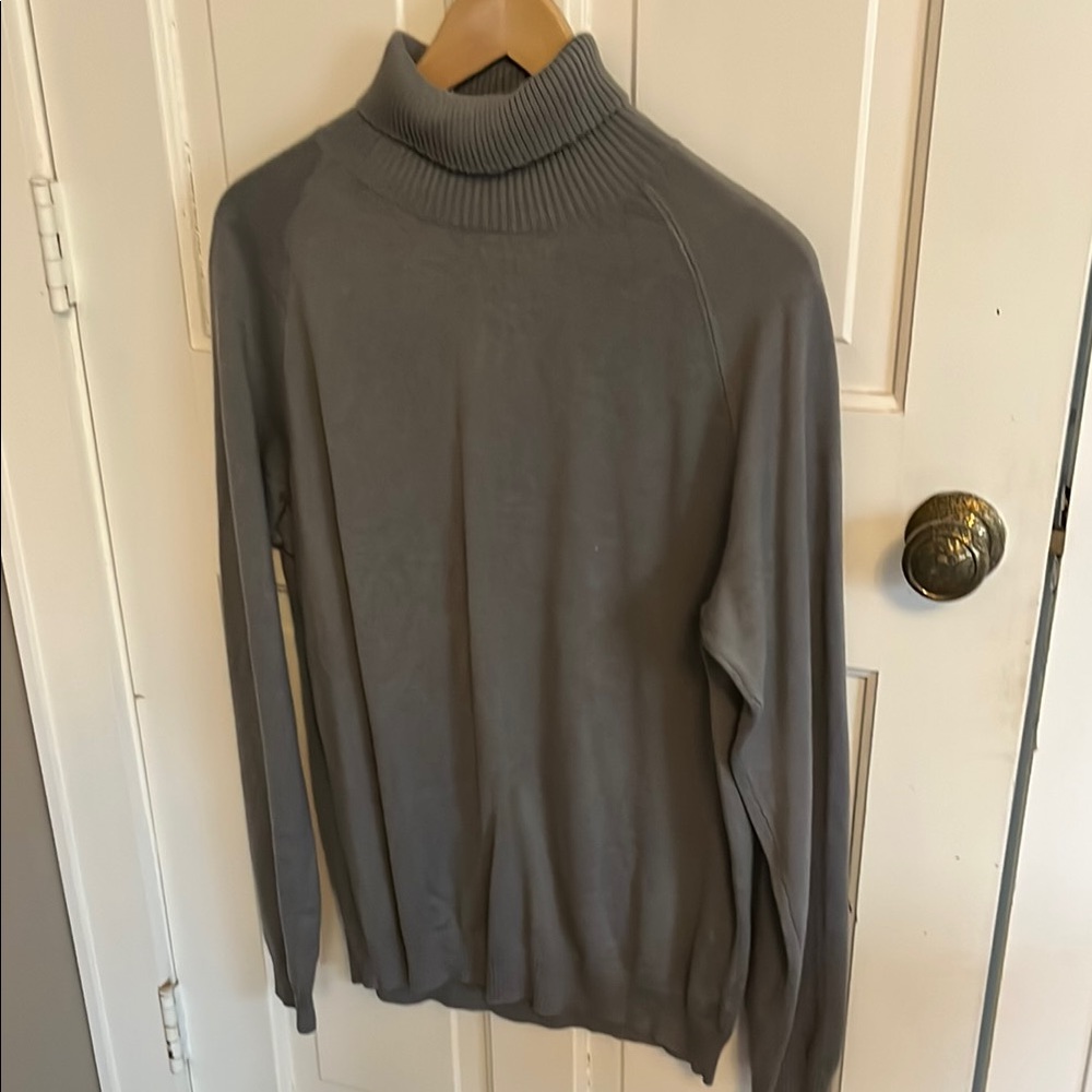 Kenneth Cole NY Gray Turtleneck Sweater